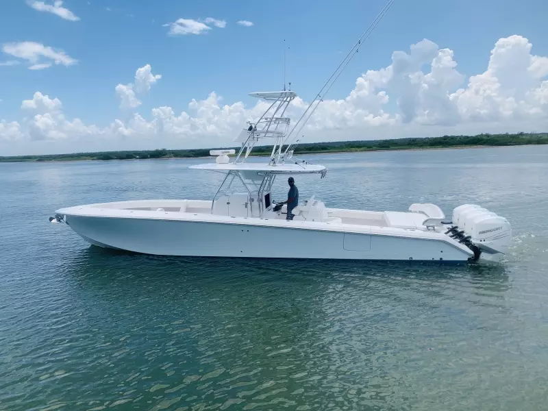2019 Bahama 41