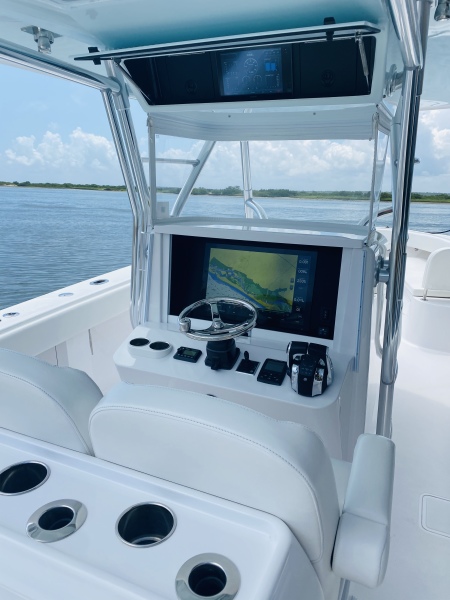2019 Bahama 41