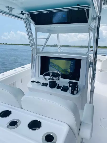 2019 Bahama 41