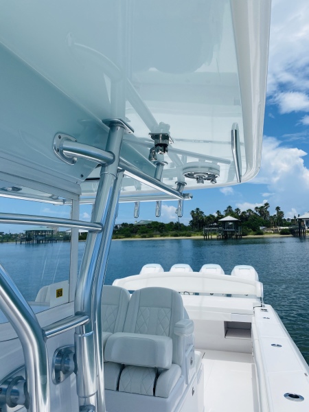 2019 Bahama 41