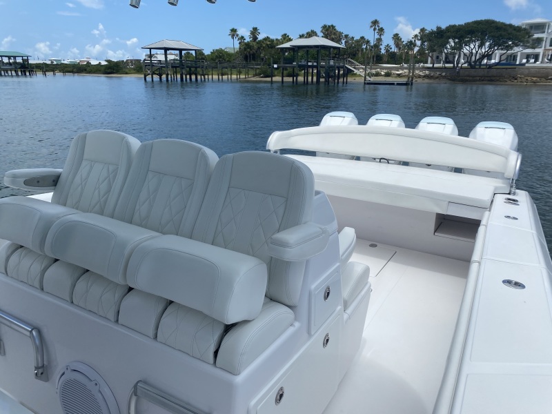 2019 Bahama 41