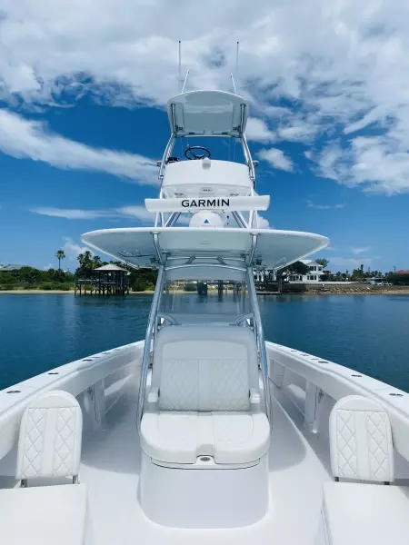 2019 Bahama 41