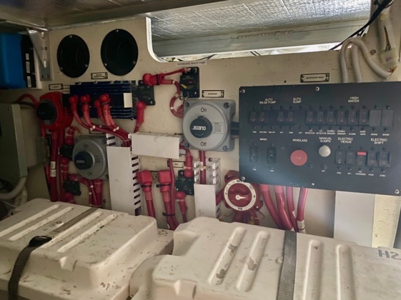 45' 2004 Carver 450 Voyager-Stabilizer