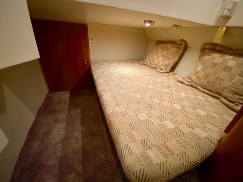 45' 2004 Carver 450 Voyager-Stabilizer