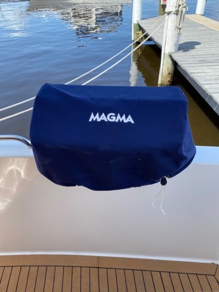 45' 2004 Carver 450 Voyager-Stabilizer