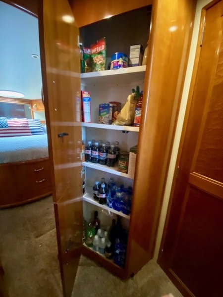 45' 2004 Carver 450 Voyager-Stabilizer