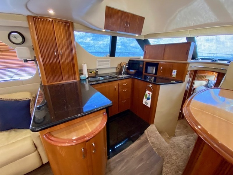 45' 2004 Carver 450 Voyager-Stabilizer