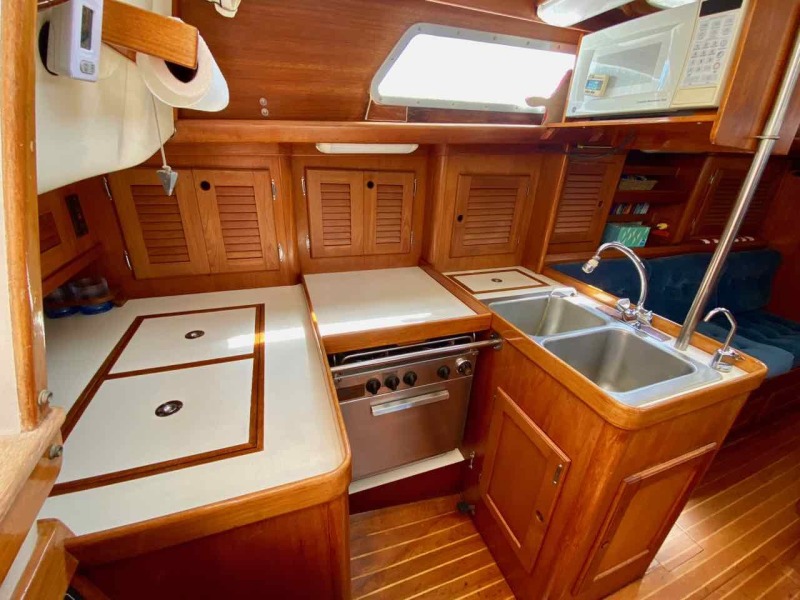 1984 Bristol 38.8