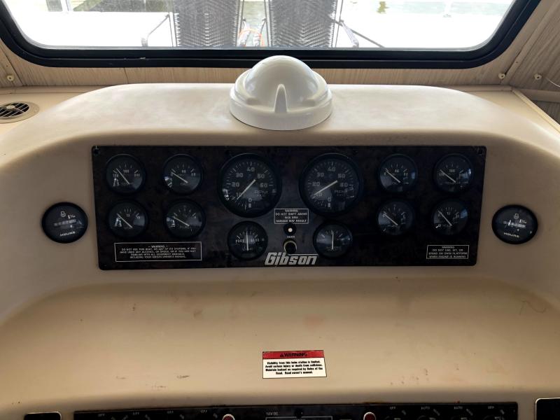 2004 Gibson 5900 Series