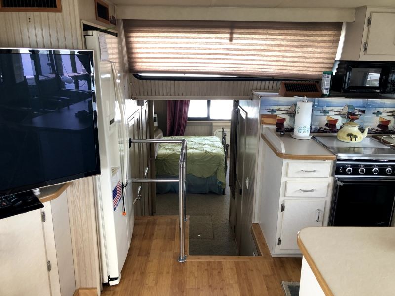 2004 Gibson 5900 Series