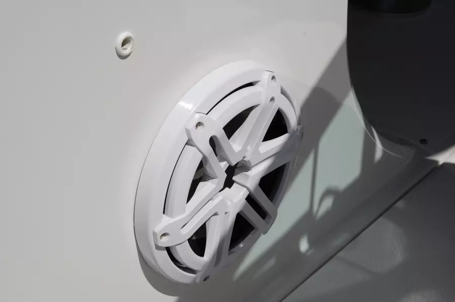2018 Cobalt 25 SC