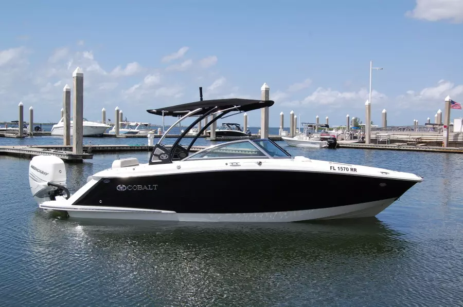 2018 Cobalt 25 SC
