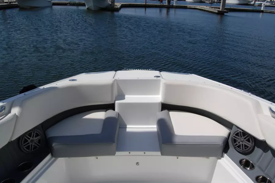 2018 Cobalt 25 SC