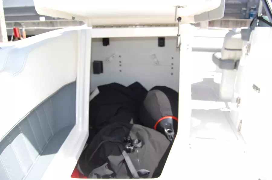 2018 Cobalt 25 SC
