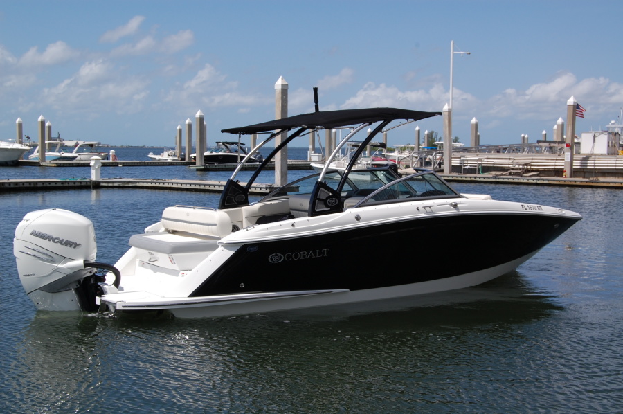 2018 Cobalt 25 SC