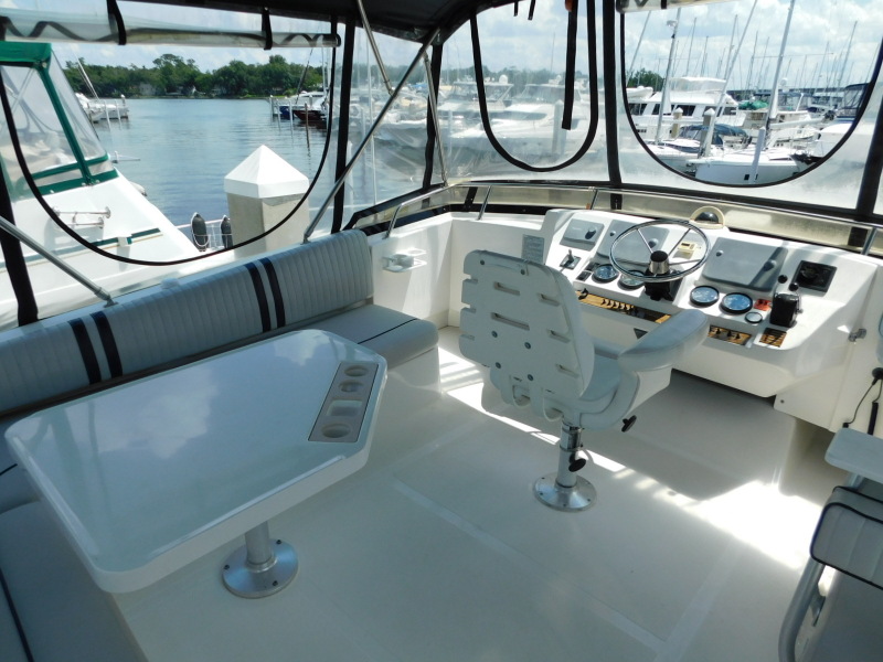 2003 Mainship 430