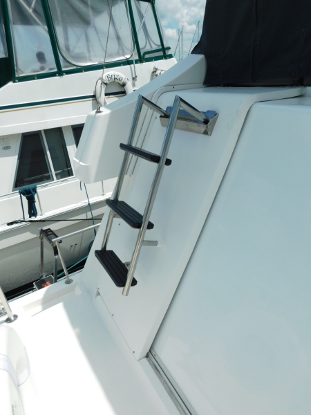 2003 Mainship 430