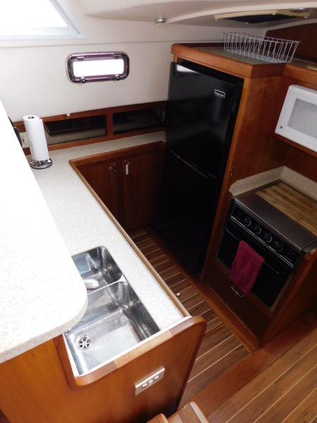 2003 Mainship 430