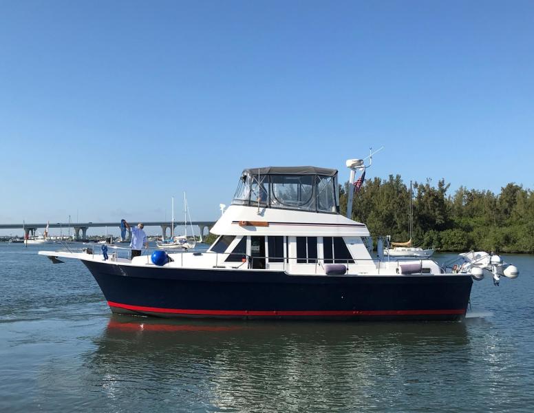 2003 Mainship 430