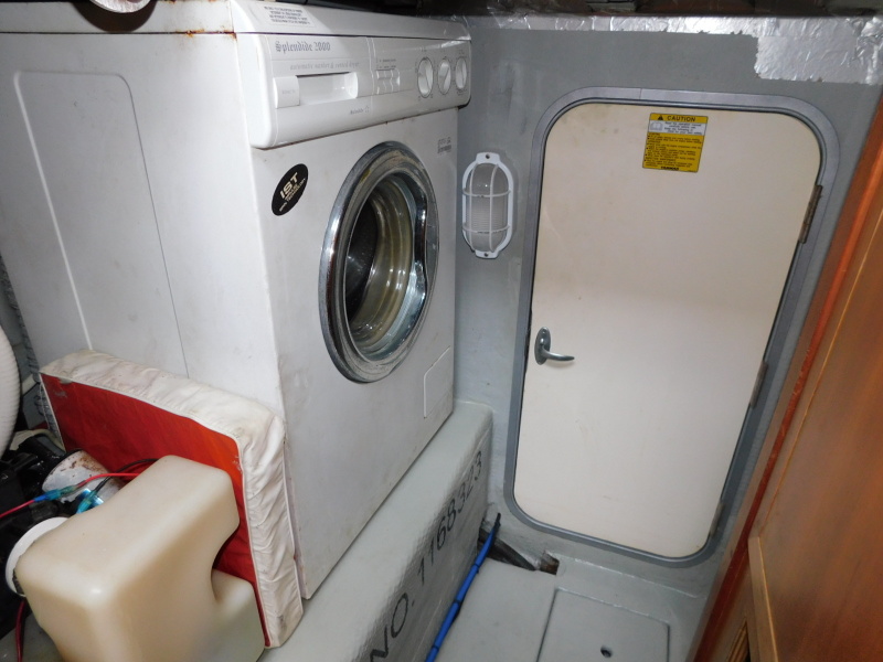2003 Mainship 430