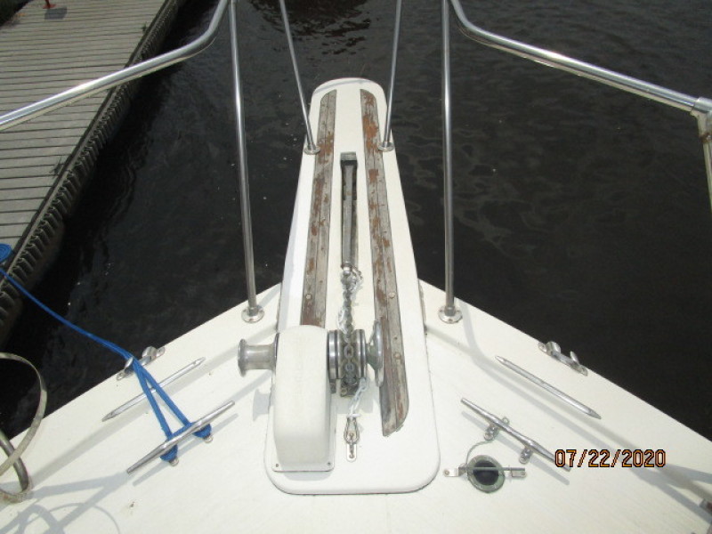 1980 Viking "43"
