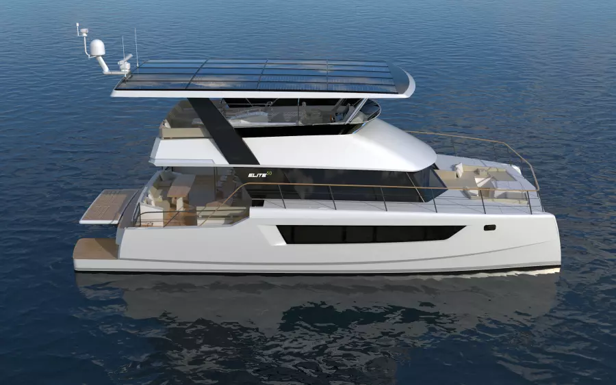 2022 Nova Luxe Elite 50 Hybrid