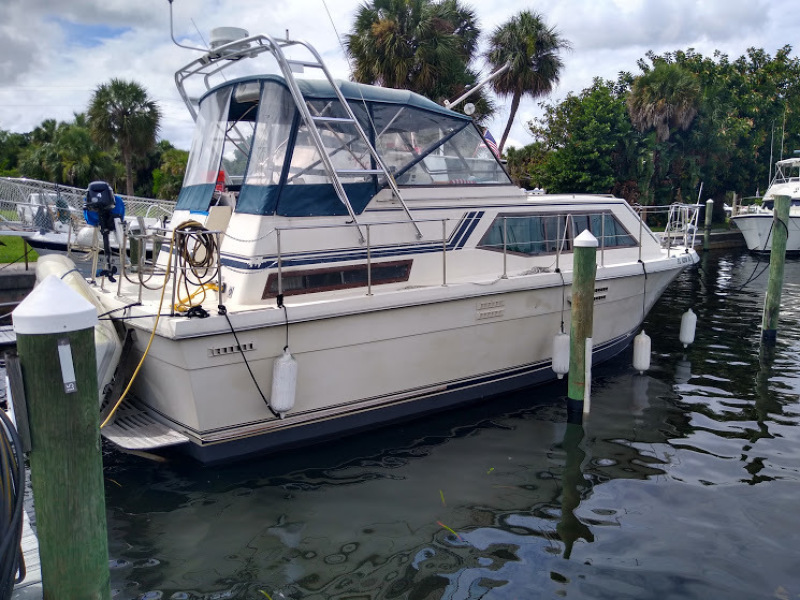 1985 Trojan Tri-Cabin