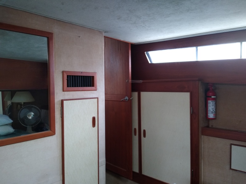 1985 Trojan Tri-Cabin