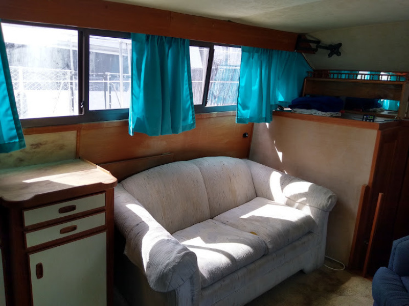 1985 Trojan Tri-Cabin
