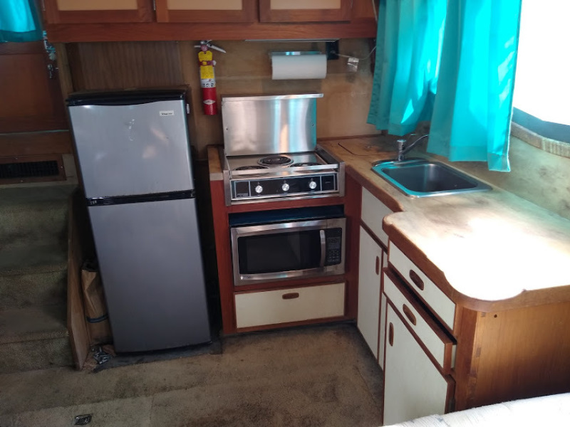 1985 Trojan Tri-Cabin
