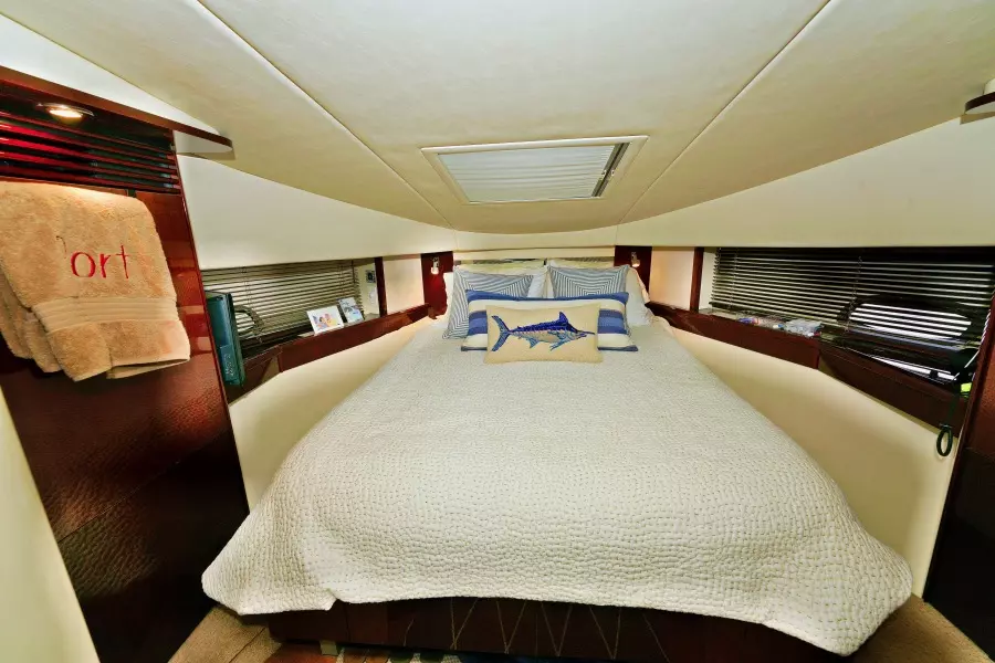 2010 Sea Ray 50 Sundancer