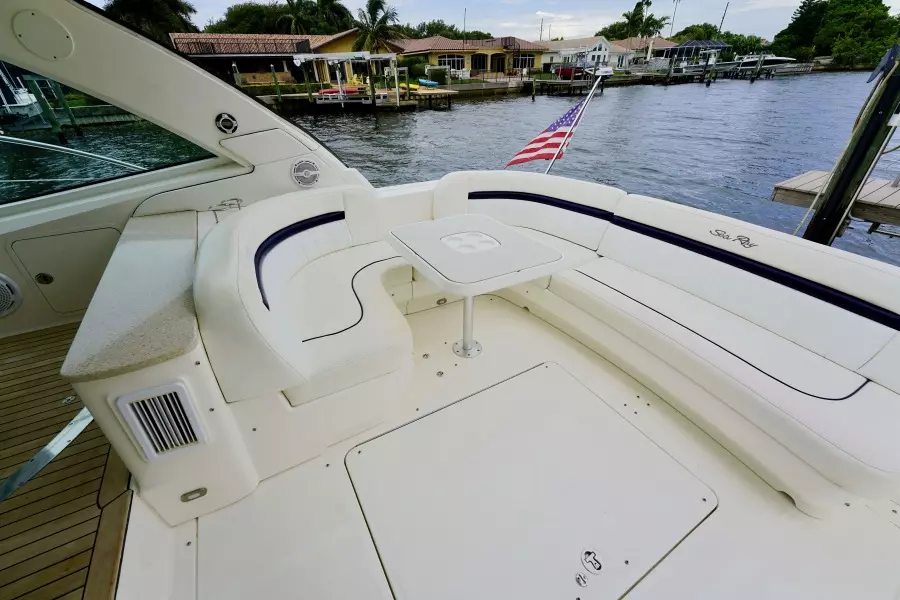 2010 Sea Ray 50 Sundancer