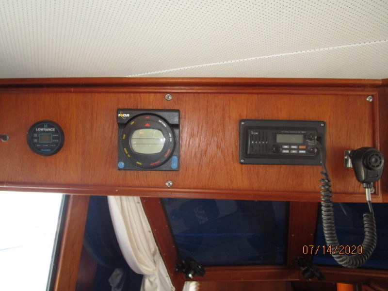 1990 Canoe Cove