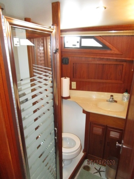 1990 Canoe Cove