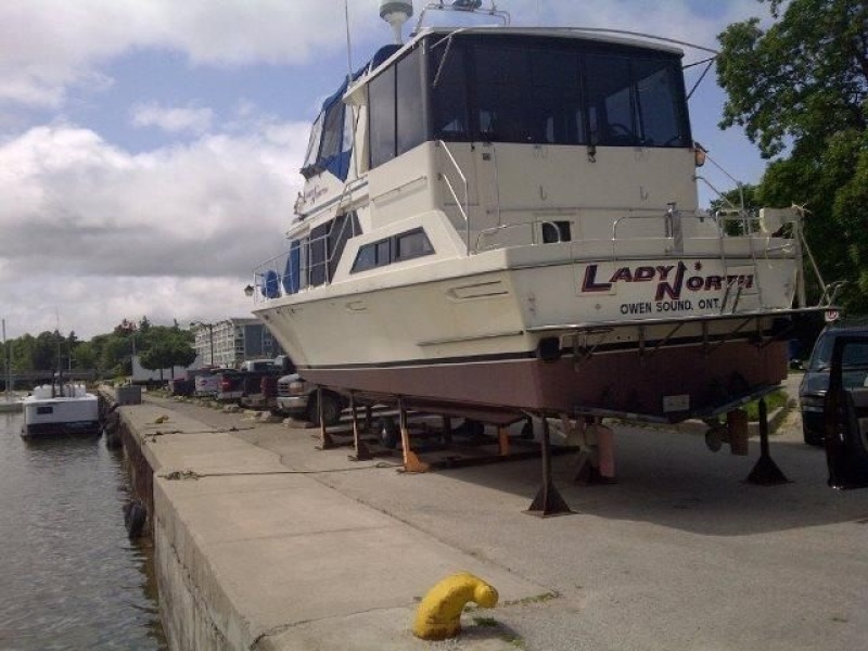 1990 Canoe Cove