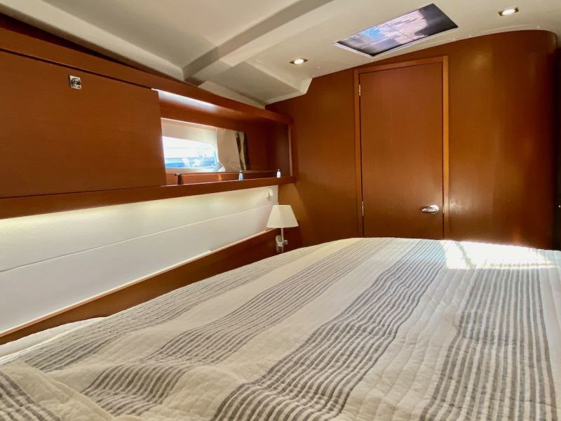 2014 Beneteau Oceanis 45