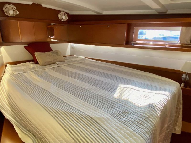 2014 Beneteau Oceanis 45