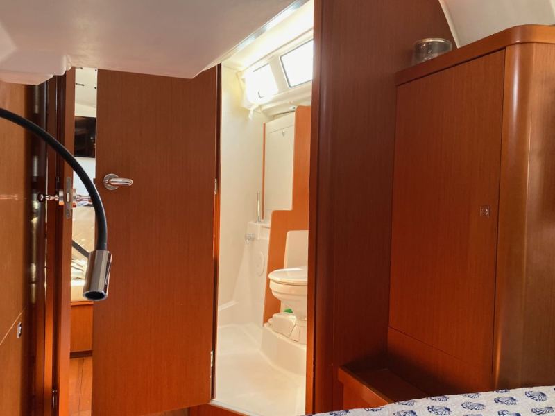 2014 Beneteau Oceanis 45