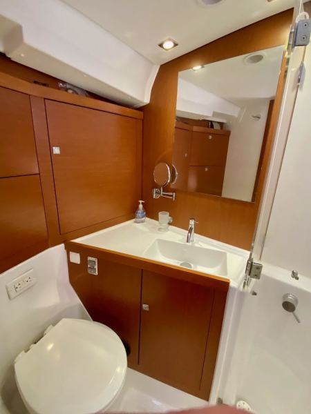 2014 Beneteau Oceanis 45