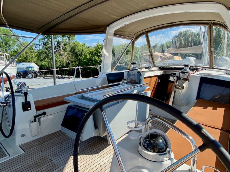 2014 Beneteau Oceanis 45