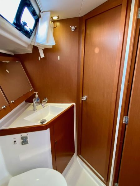 2014 Beneteau Oceanis 45