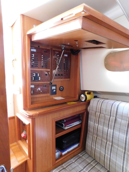 2008 Mainship Pilot