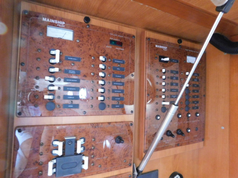 2008 Mainship Pilot