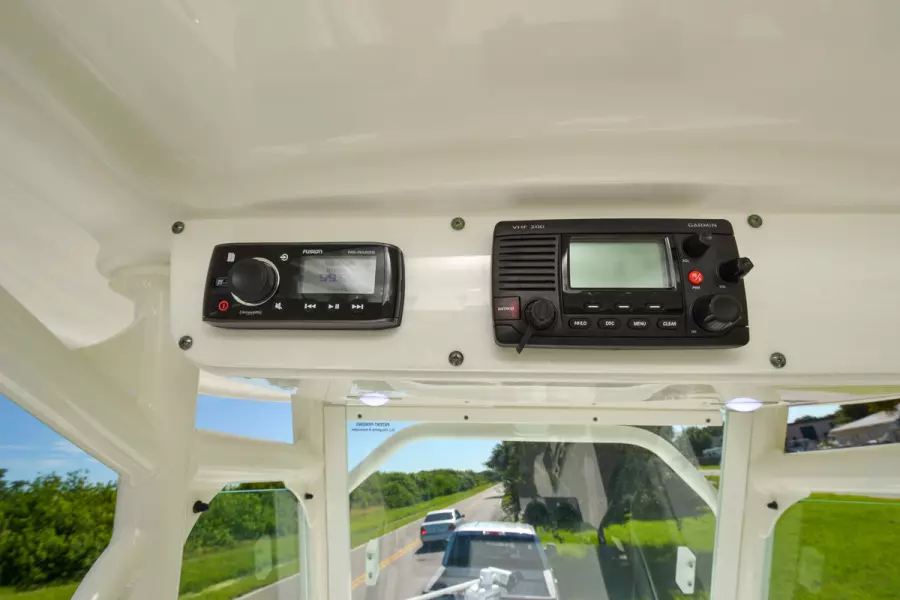 2017 Everglades 243 cc