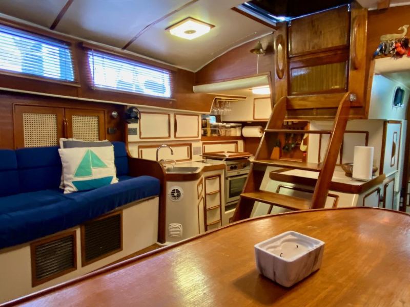 1990 Irwin 43 MK II
