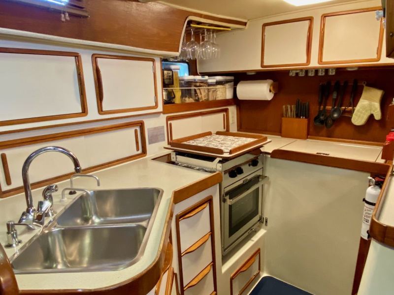 1990 Irwin 43 MK II