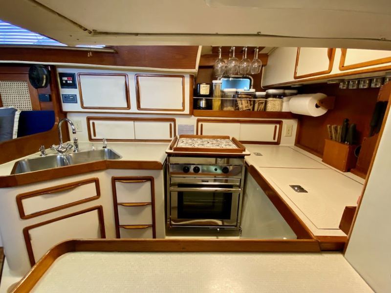 1990 Irwin 43 MK II