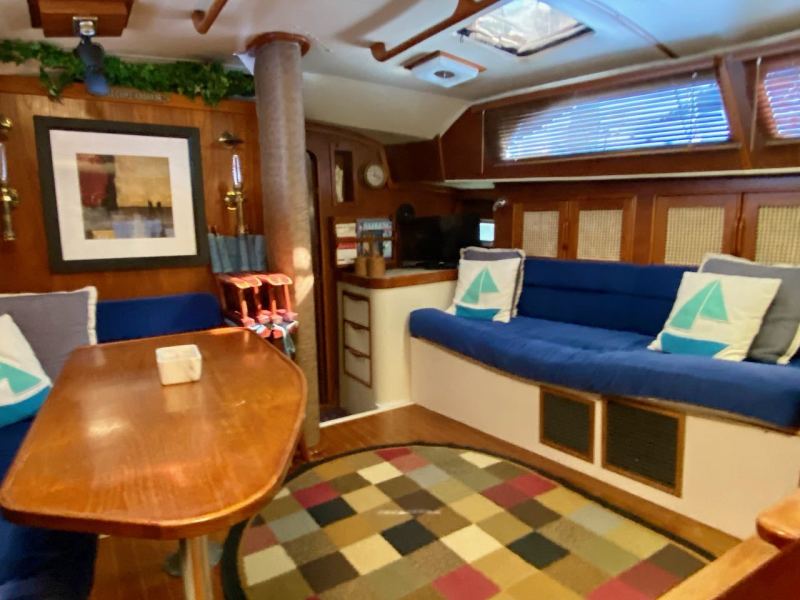 1990 Irwin 43 MK II