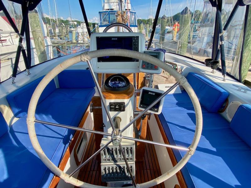 1990 Irwin 43 MK II
