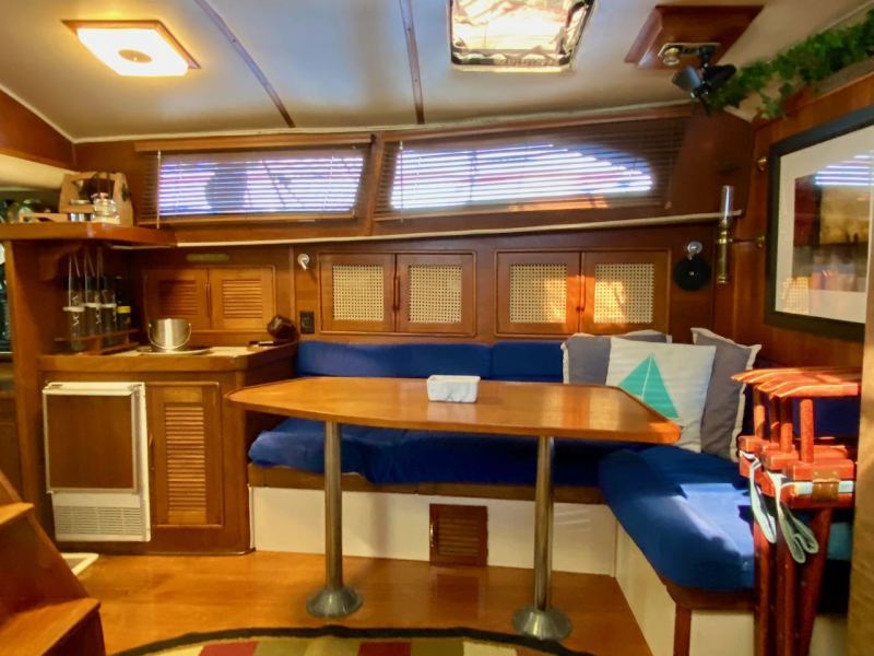 1990 Irwin 43 MK II